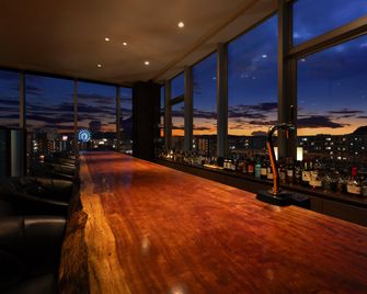 Hotel Oriental Express Kagoshima Tenmonkan - Kagoshima - Bar