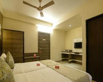 OYO 2068 Hotel La Grace - Margao - Habitación