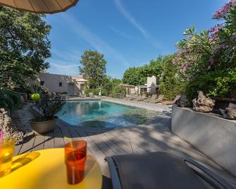 Hôtel 96 - Marseille - Pool
