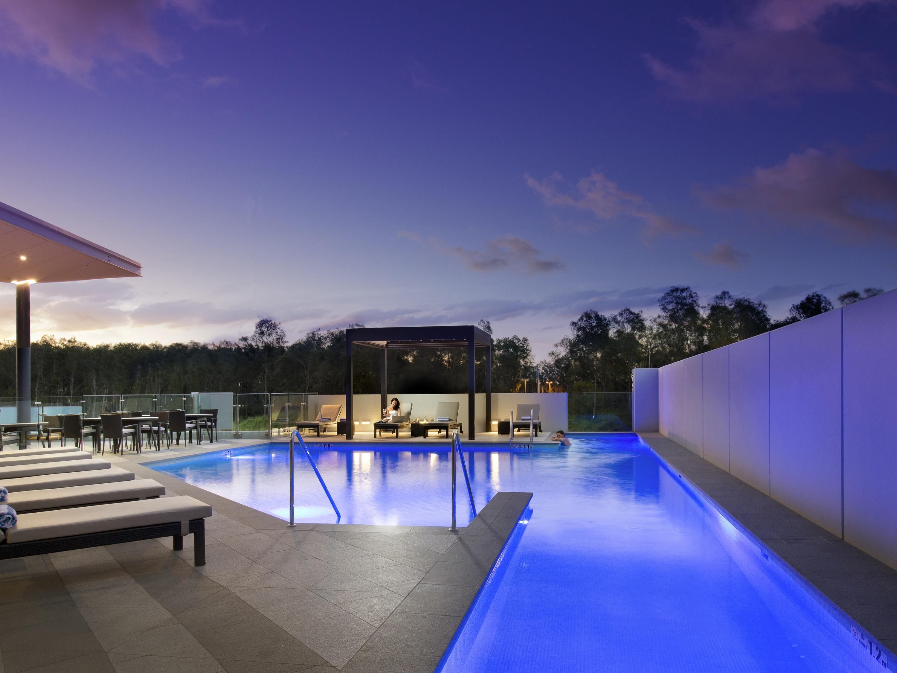 Pullman Brisbane Airport - Brisbane - Pool