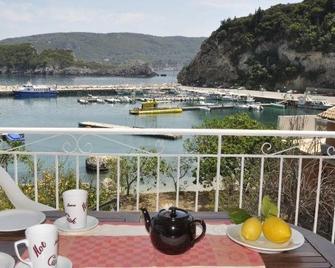 Molos Beach Apartments - Palaiokastritsa - Balkong
