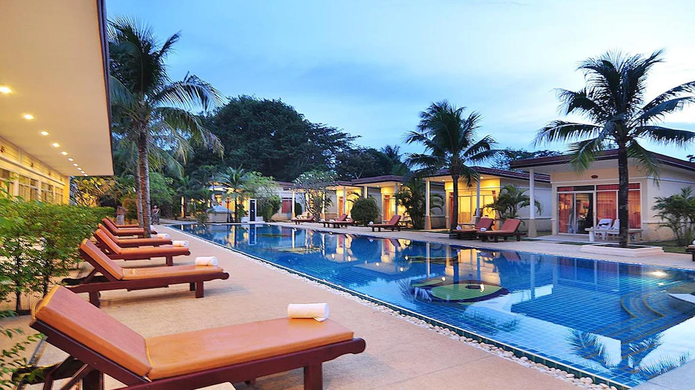 Phuket Sea Resort Sha Extra Plus