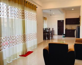 Liyasha Villa - Aeonsky - Negombo