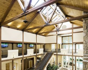 Steele Hill Resorts - Sanbornton - Lobby