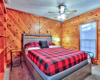 Updated Large House On Green Street Near Uiuc - Champaign