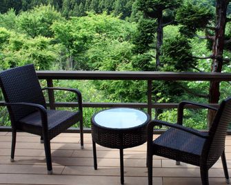 Shiki No Yado Michinoku An - Shiroishi - Balcón