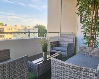 Hannover Luxury Apartment - Hannover - Balcony