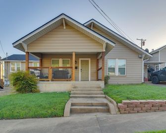 Waco Vacation Rental Near Magnolia Marke - Waco - Building