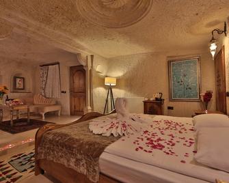Cappadocia Inn Cave Hotel - Göreme - Bedroom