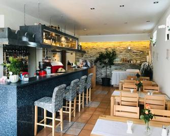 Discovery - Stuttgart - Bar