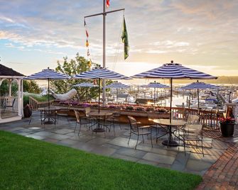 Niantic/Inn At Harbor Hill Marina - Niantic - Patio