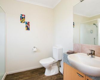 Asure Kaimai View Motel - Katikati - Habitación