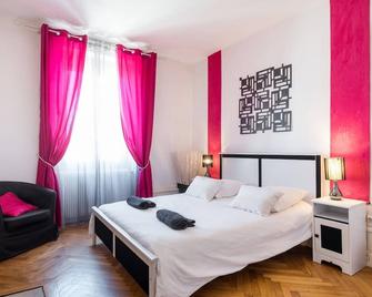 Saxe And The City , Downtown Lyon - Lyon - Bedroom