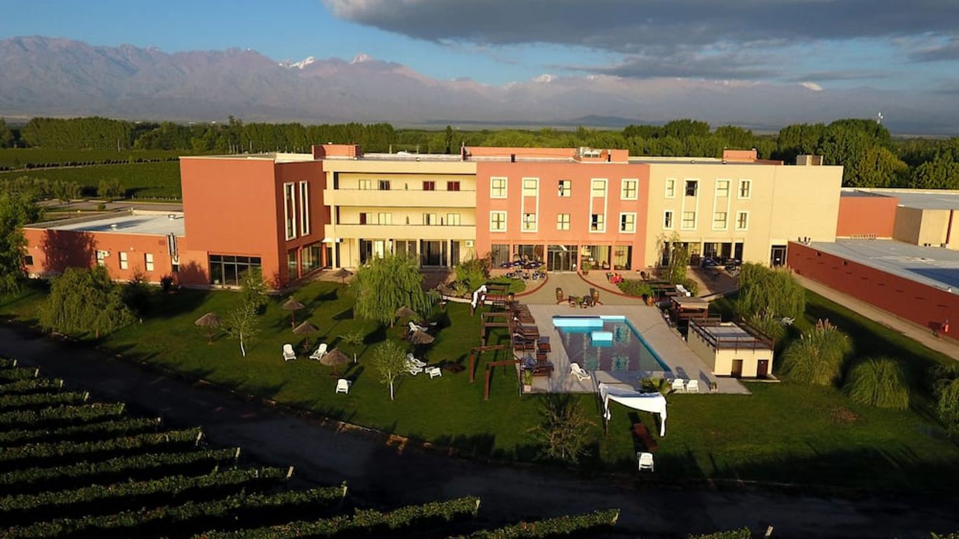 Fuente Mayor Hotel And Resort