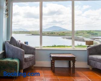 Doherty Farm Holiday Homes - Downings - Wohnzimmer