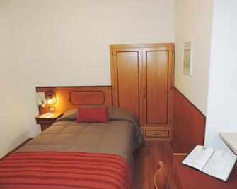 Hotel Signa - Perugia - Habitación