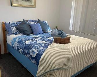 Blue Haven wonderful family house - Бунбурі - Спальня