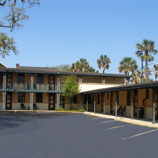 Building view of Castillo Inn