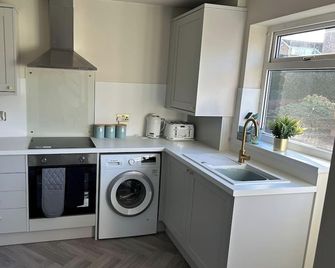 Peak District - 2 Beds - Sleeps 4 - Pet Friendly - Chesterfield - Küche