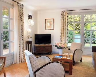 Hostellerie De L'abbaye De La Celle - Teritoria - La Celle - Sala de estar