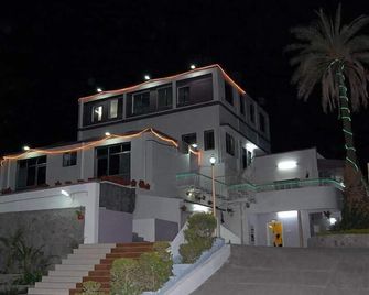 Hotel Karnavati - Mount Abu - Bâtiment