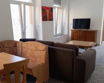 Uni-Und Welterbe Stadt Whg 1 - Freiberg - Phòng khách