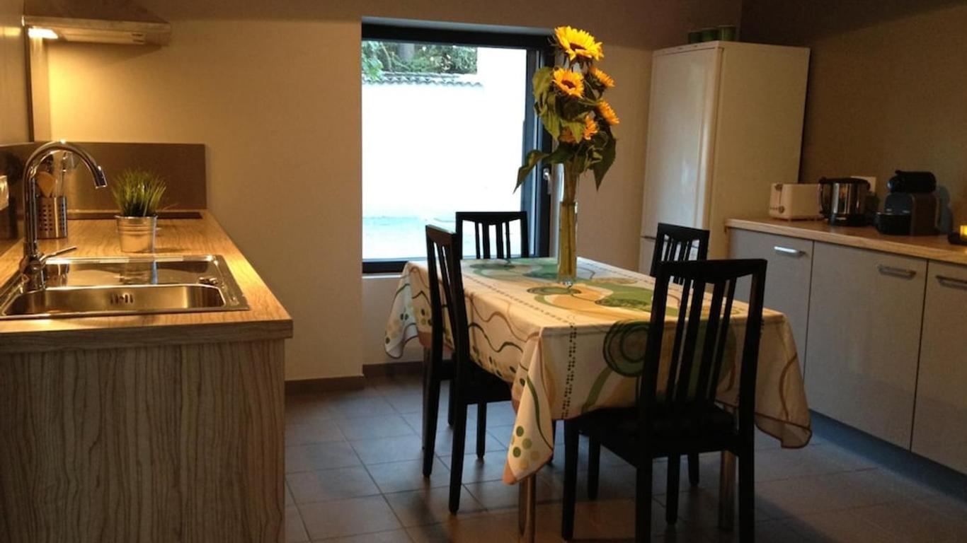 ديمير إي ديبيندانس