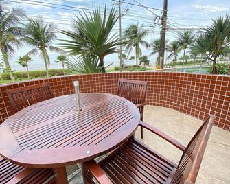 Pé Na Areia Praia do Maracanã - Praia Grande - Patio