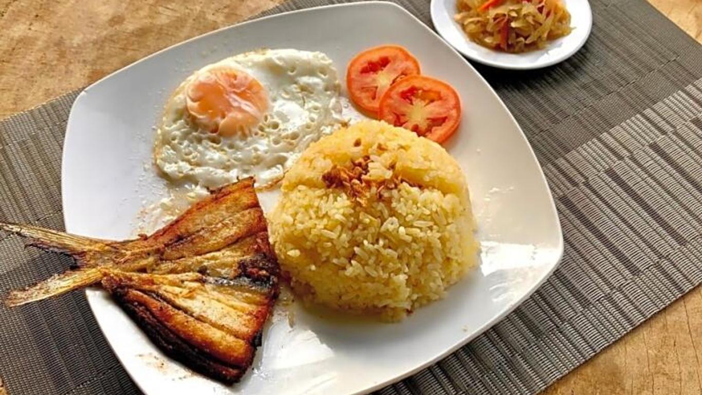 阿溫岡山生態探險樂園飯店