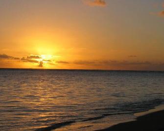 Beachfront End-Unit w/ Wrap Around Lanai!! - Hauula - Beach
