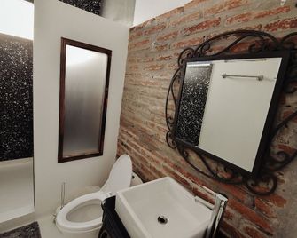 Rincón del Corazón - Ensenada - Baño