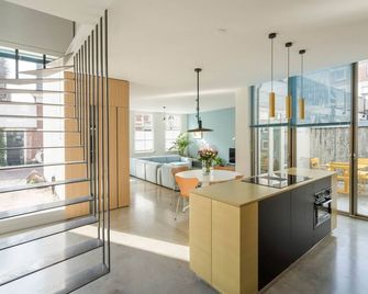 Kaewkong Surf Motel - L'Aia - Reception