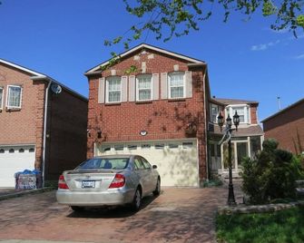All Seasons Bed & Breakfast - Mississauga - Edificio