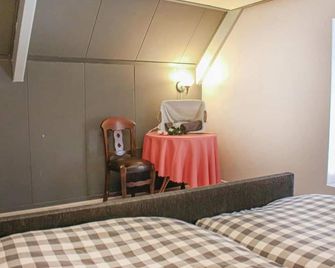 1 bedroom cozy home in Udenhout - Udenhout - Slaapkamer