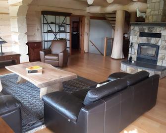 Jollymore | Meadow Home - Smithers - Living room