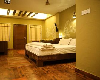 Breathing Earth Resort - Kolkata
