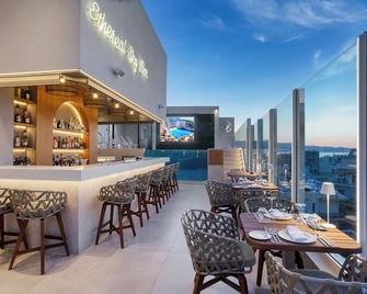 Ethereal White Resort Hotel & Spa - Heraklion - Bar