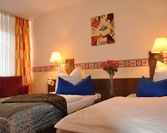 Hotel 4 Hufen - Schönefeld - Bedroom