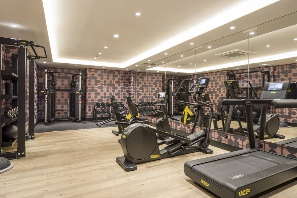 Ilunion Les Corts Spa thumbnail 3