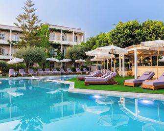 Solimar Dias Hotel - Adelianos Kampos - Pool