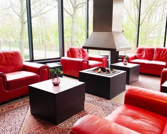 Bastion Hotel Utrecht - Utrecht - Lounge