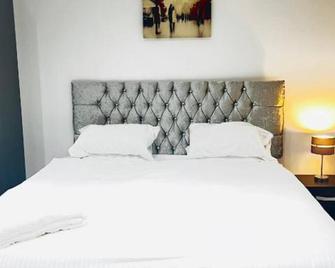 OYO The Pleasant House - Manchester - Bedroom