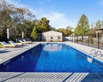 Elegant Home 7brs, Game Room, Luxury Yard, Pool - Chester - Pool