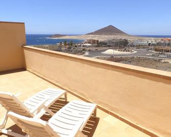 Nice 1 bedroom Apartment with big terrace - Granadilla - Balkon