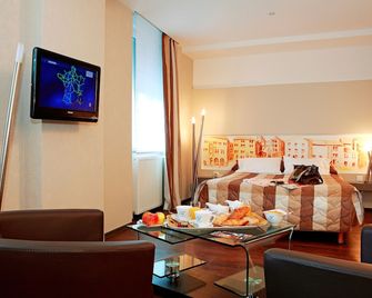 Hôtel de La Cloche - Dole - Living room