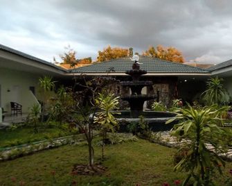 Komodo Boutique Hotel - Labuan Bajo - Widok na zewnątrz