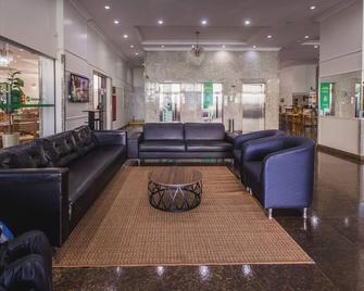 Hotel Nacional Inn Ribeirao Preto - ריבראו פרטו - טרקלין