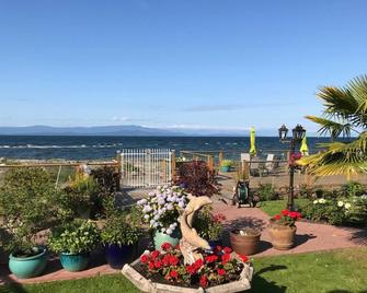 Buena Vista by the Sea - Qualicum Beach - Balcón