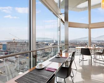 Hotel Cornavin - Genf - Balkon