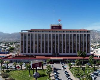 أوتل ميسيون توريون - تورريون - مبنى